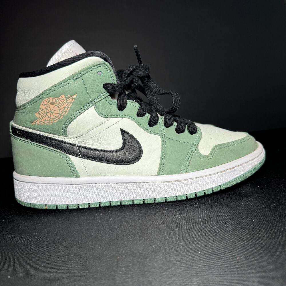 Size 7.5 - Wmns Nike Air Jordan 1 Mid SE Dutch Green Women's Shoes